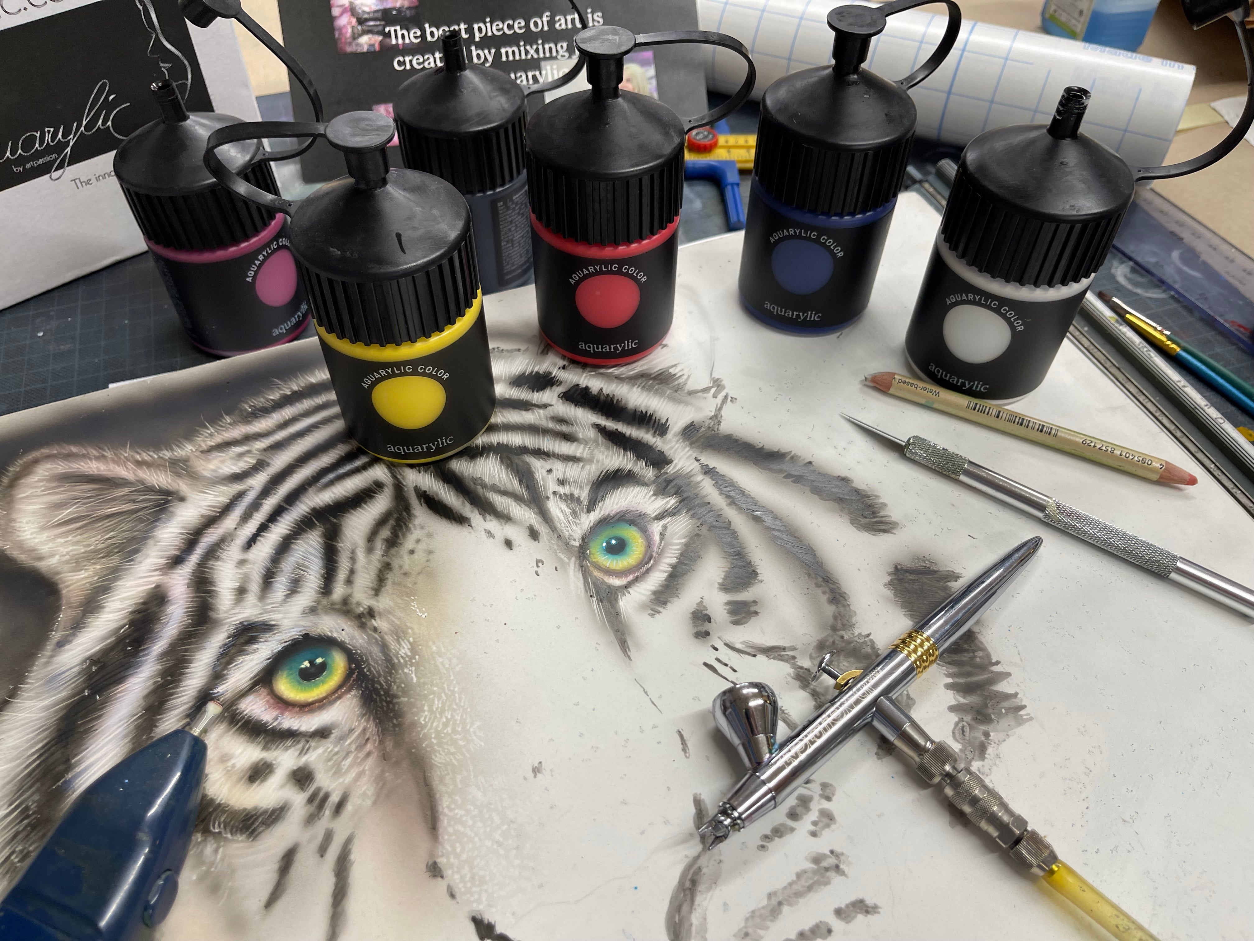 Airbrush Technik mit Aquarylic